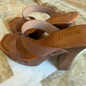 SCHUTZ Arayana Wooden Bottom Heels Size 8